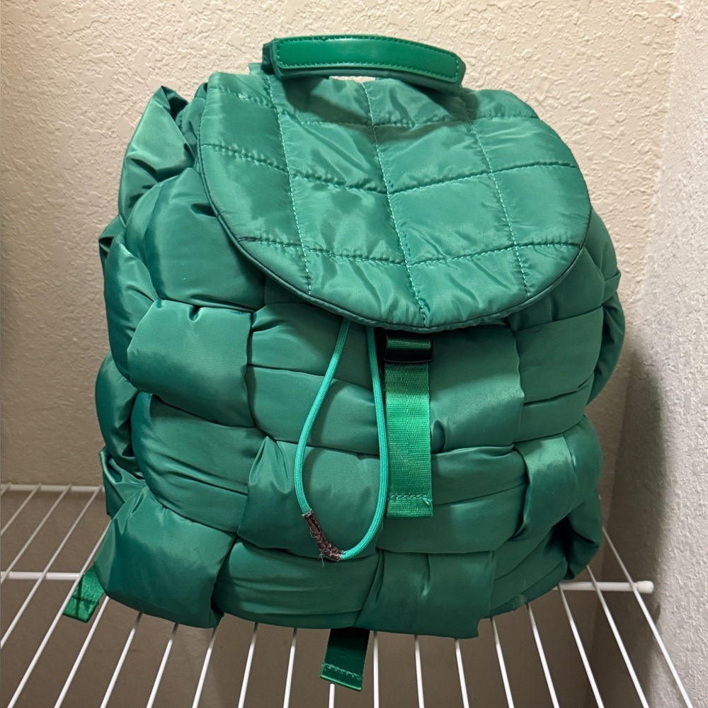 Green Backpack - image 7
